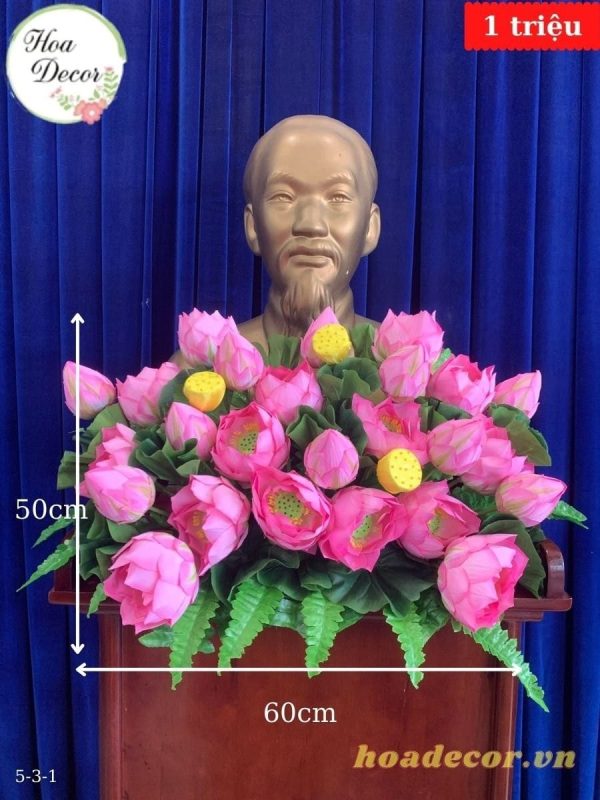 Hoa Sen Bục Bác Hồ